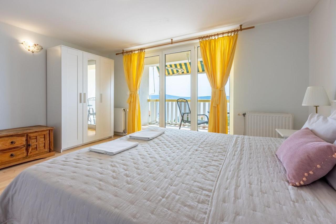 Apartments Neno Crikvenica Exterior foto