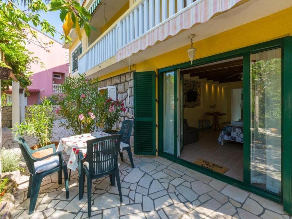 Apartments Neno Crikvenica Exterior foto