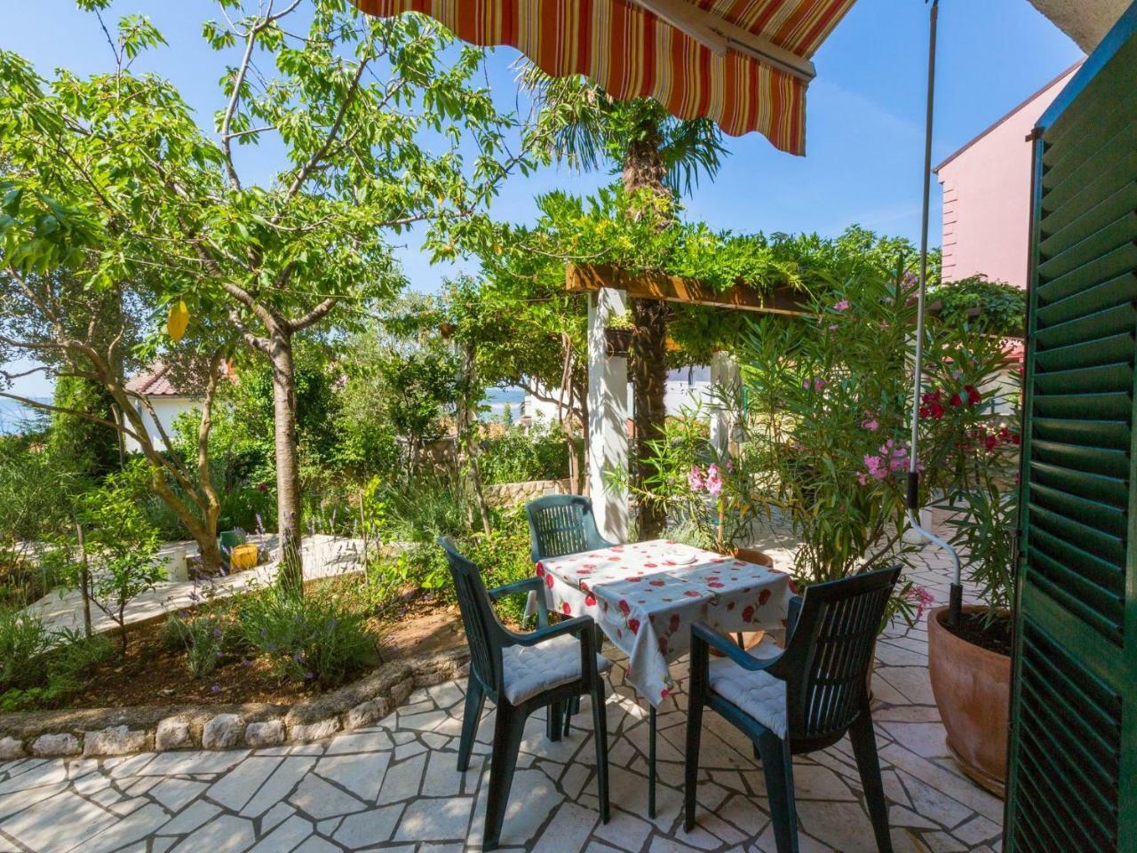 Apartments Neno Crikvenica Exterior foto
