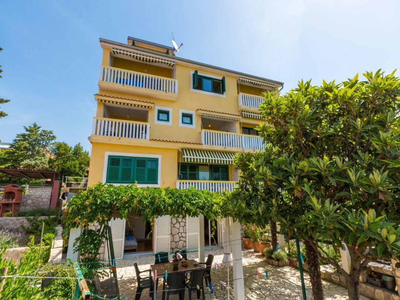 Apartments Neno Crikvenica Exterior foto